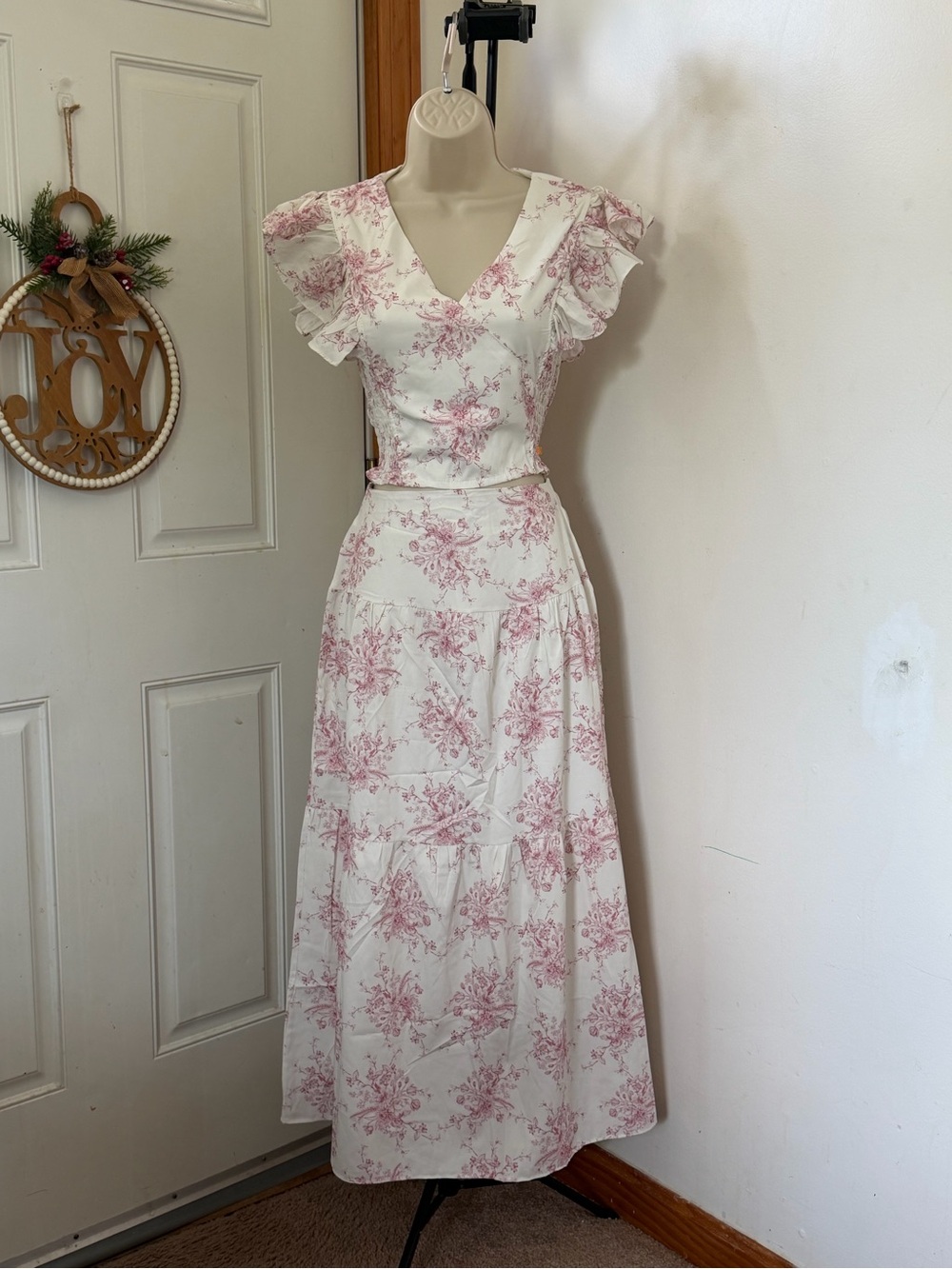 Floral Tiered Maxi Skirt in Cream and Dusty Rose